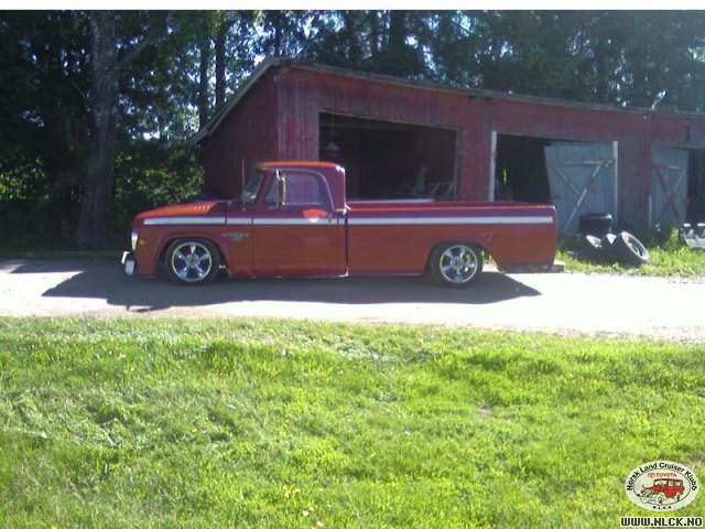 Dodge D100 -68 gårdsbilen..